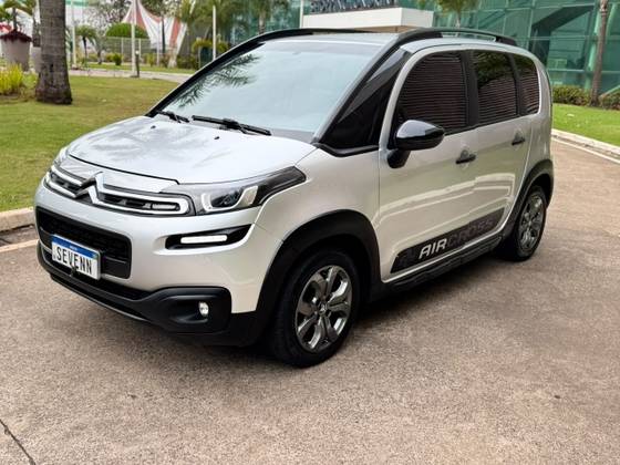 CITROËN AIRCROSS 1.6 VTI 120 FLEX LIVE EAT6 CITROËN AIRCROSS 1.6 VTI 120 FLEX LIVE EAT6